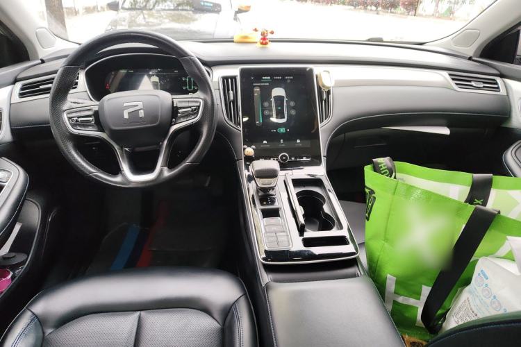 Used Rising ER6 2020 620 km Smart Edition
