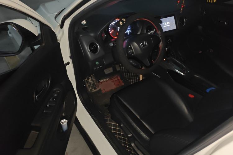 Used Honda XR-V 2021 1.5L CVT Classic Edition Driver Seat