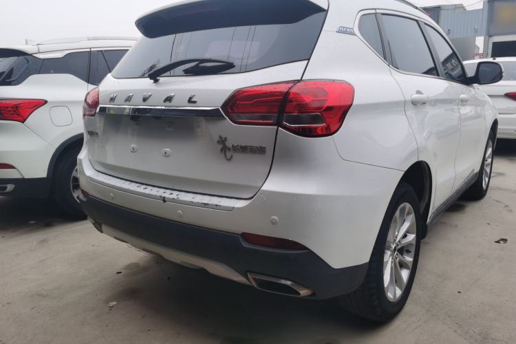 Used Haval H2 2018 Blue Label 1.5T Manual Two-Wheel Drive Luxury Model Exterior 2