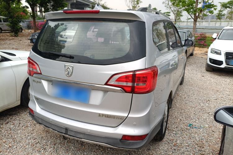 Used Baojun 730 2016 1.5T Manual Luxury Edition 7 Seats
