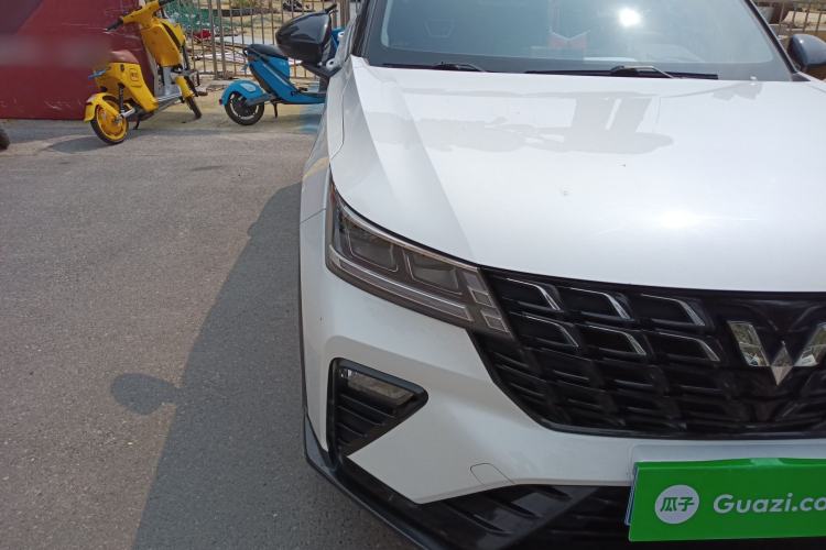 Used Wuling Alvez 2022 1.5T CVT Trendy & Cool Edition
