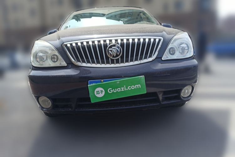 Used Buick GL8 2011 2.4L LT Executive Edition Front