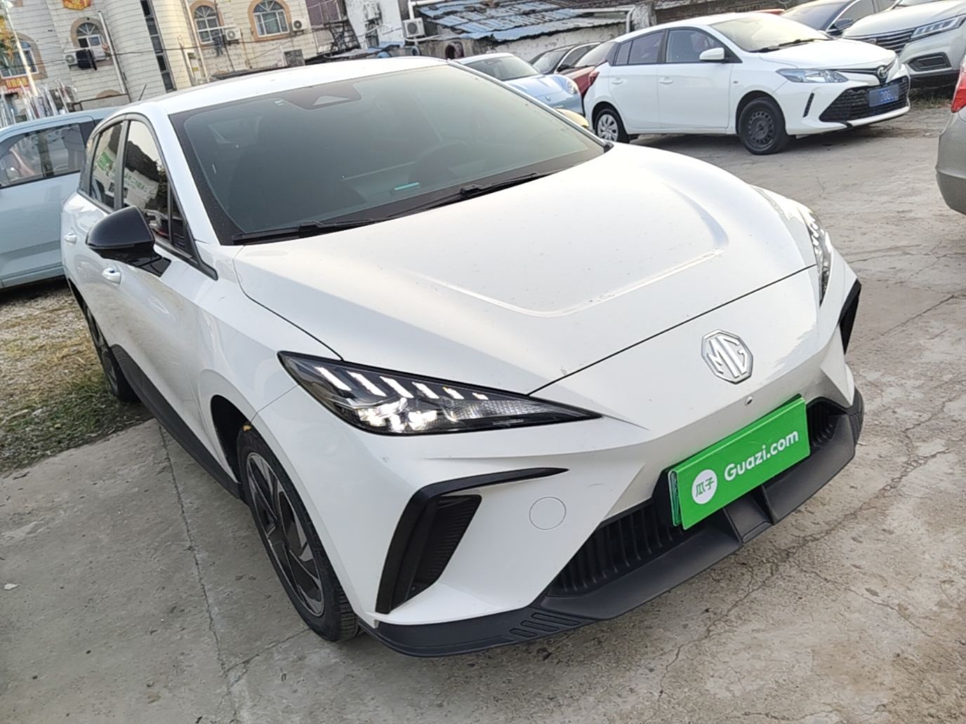 MG 4 EV 2023 415 km Range Sea-Faring Champion Edition — снимка 3