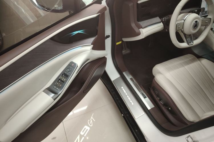 Used Denza Z9GT 2024 1100 Four-Wheel Drive Max Edition
