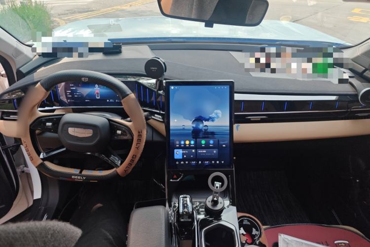 Used Geely Auto FX11 2023 1.5TD DCT Prestige Edition
