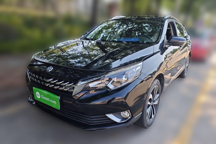 Used Venucia T90 2018 2.0L CVT Smart Connect Luxury Edition China V Standard