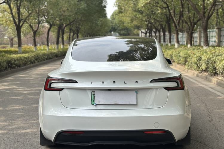 Used Tesla Model 3 2023 Rear-Wheel-Drive Version
