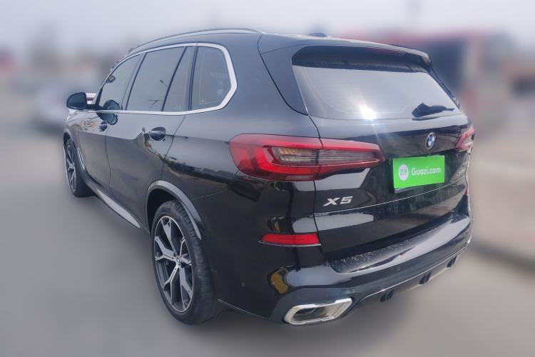 Used BMW X5 2022 xDrive 40Li M Sport Package
