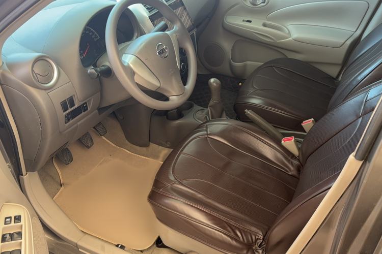 Used Nissan Sunny 2015 1.5XE Manual Comfort Edition Interior 1
