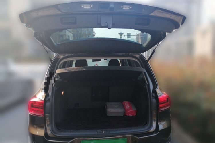 Used Volkswagen Tiguan 2015 1.8TSI Automatic Two-Wheel Drive Comfort Edition Trunk