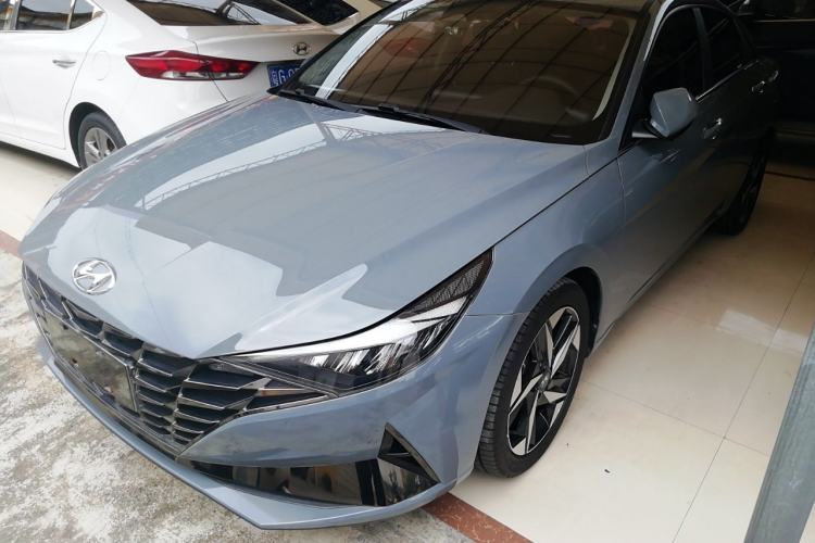 Used Hyundai Elantra 2021 1.5L CVT LUX Prestige Edition