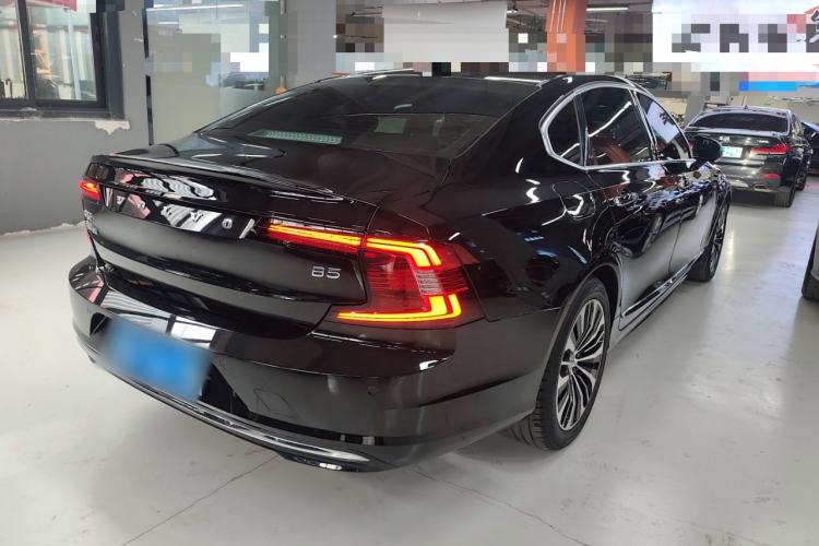 Used Volvo S90 2023 B5 Zhiyi Luxury Edition