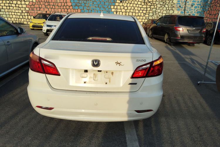 Used CHANGAN Eado 2015 1.6L Manual Luxury Model China V Standard Rear