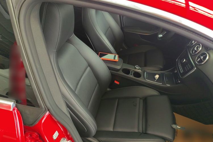 Used Mercedes-Benz CLA 2018 CLA 200 Style Edition Right Front Seat