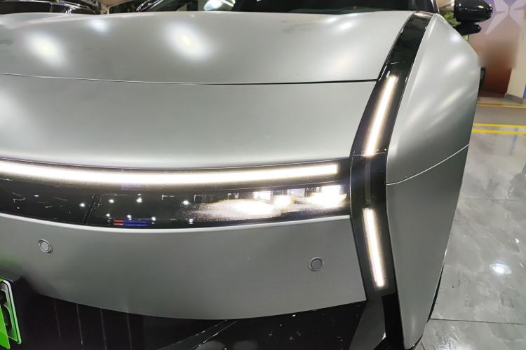 Used XPeng P7 2025 Model—750 All-Wheel-Drive Pengyi Ultra Left Front Headlight