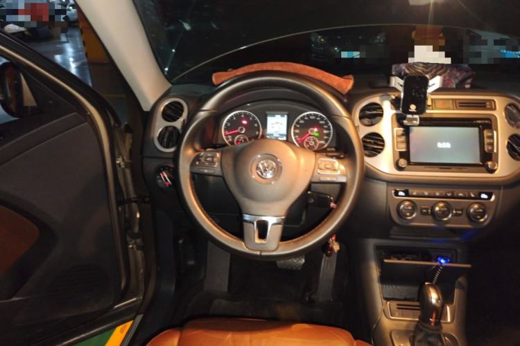 Used Volkswagen Tiguan 2013 1.8TSI Automatic Two-Wheel Drive Luxury Model Steering Wheel