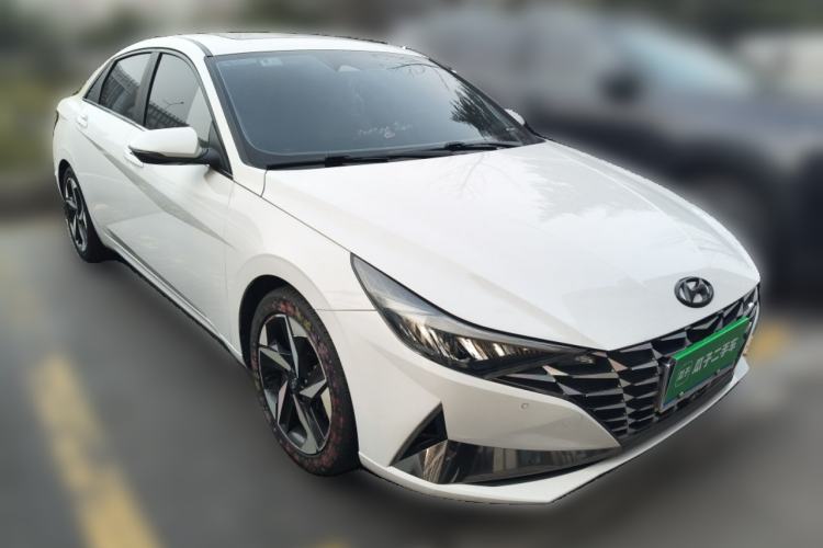 Used Hyundai Elantra 2022 1.5L CVT LUX Prestige Edition
