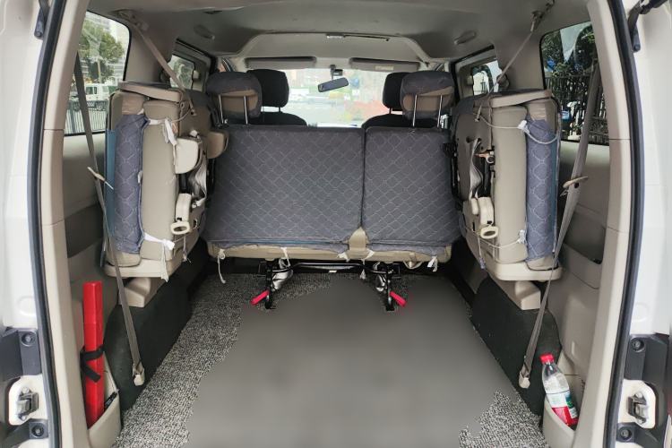 Used Nissan NV200 2018 1.6L CVT Luxury Model Trunk