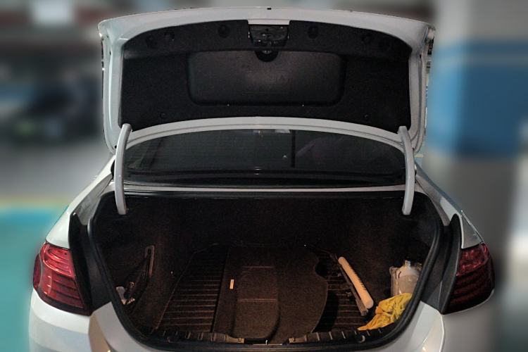 Used BMW 5 Series 2014 525Li Luxury Design Package
