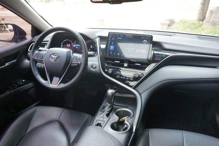 Used Toyota Camry 2021 2.5G Luxury Edition Interior 2