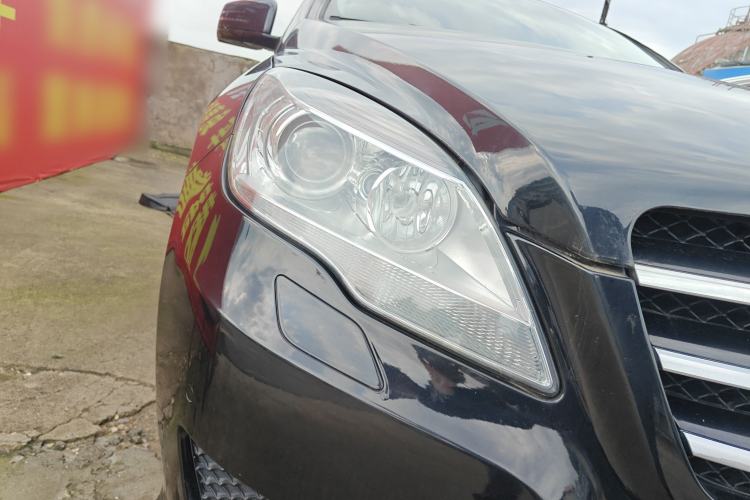 Used Mercedes-Benz R-Class 2017 R 320 4MATIC Business Edition Prestige Model Right Front Headlight