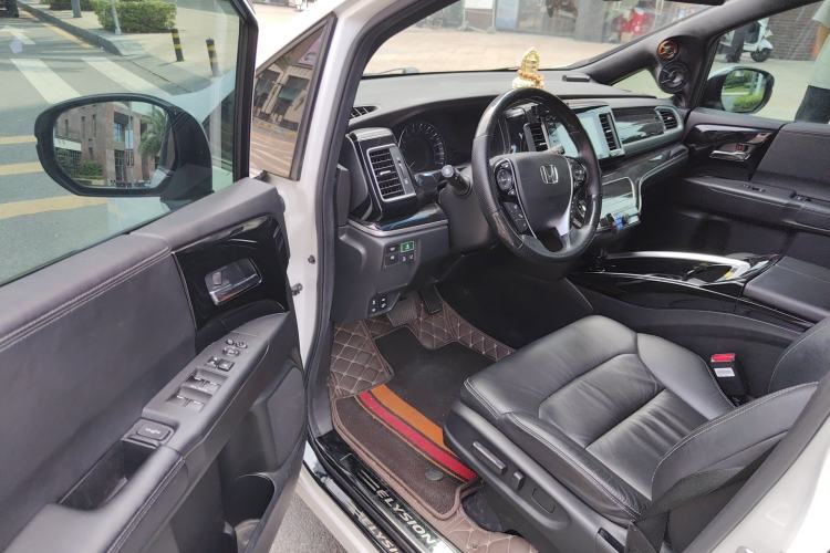 Used Honda Elysion 2019 2.0L Hybrid Supreme Edition