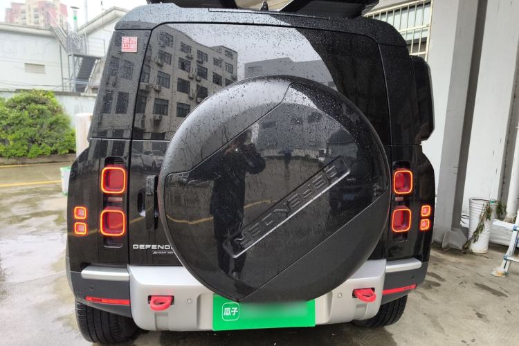 Used Land Rover Defender 2022 90 2.0T P300 Tiger-Power Ambition Edition