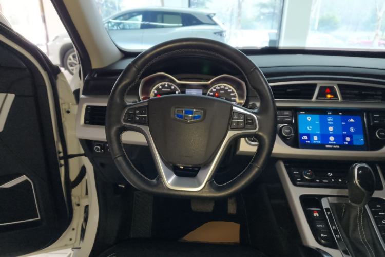 Used Geely Auto Emgrand X7 Sport 2016 1.8TD Automatic ZhiShang Model
