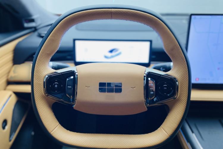 Used Geely Galaxy 8 2025 130km EM-P Starship Edition
