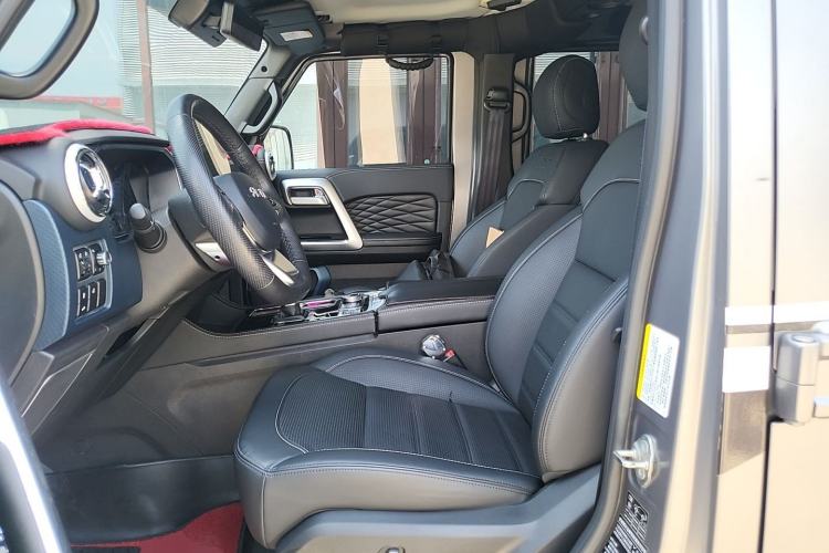 Used BAIC Off-Road BJ40 2023 2.0T Automatic Four-Wheel Drive Ring of the Tower Champion Edition
