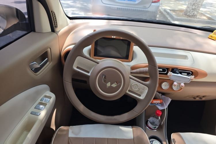Used Wuling Hongguang MINIEV 2025 Four-Door Version Advanced Edition Steering Wheel