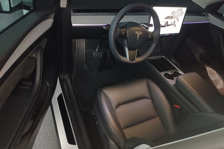 Used Tesla Model Y 2024 Rear-Wheel-Drive Version