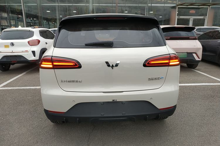 Used Wuling Bingo PLUS 2024 330 km Range Five-Seater Version Rear