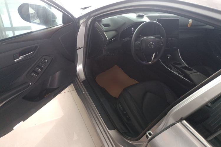 Used Toyota Avalon 2022 2.0L Luxury Edition Driver Seat