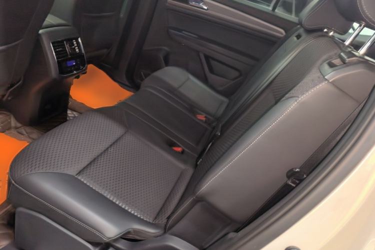 Used Volkswagen Teramont 2019 380TSI Four-Wheel Drive Comfort Edition China V Standard Left Rear Seat