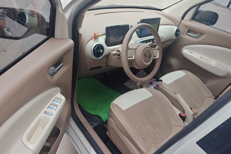 Used Wuling Hongguang MINIEV 2025 Four-Door Version Advanced Edition Driver Seat