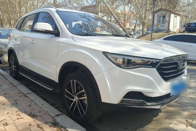 Used Bestune X40 2017 1.6L Manual Luxury Edition Exterior 5