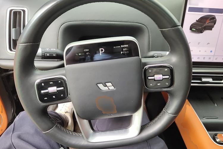 Used Li Auto L8 2023 Pro Model
