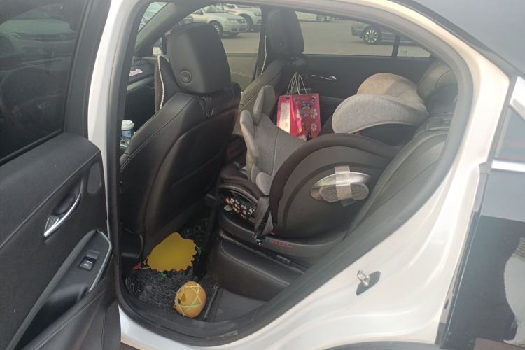 Used Cadillac XT4 2018 28T Two-Wheel Drive Leading Version Left Rear Seat