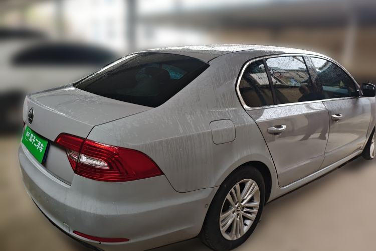 Used Skoda Superb 2013 1.8TSI Automatic Yashi Edition
