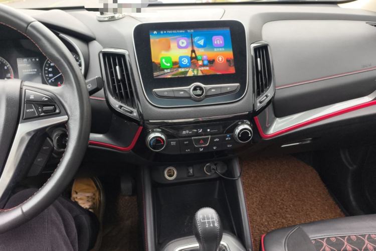 Used Changan CS55 2017 1.5T Manual Colorful Edition