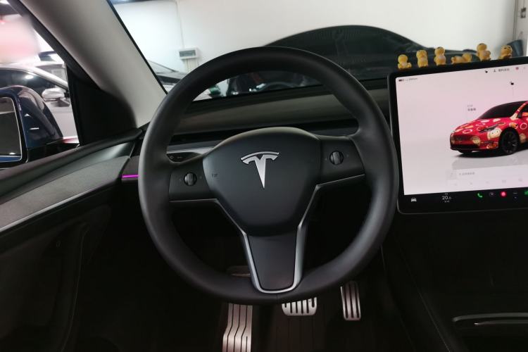 Used Tesla Model Y 2024 Long-Range All-Wheel-Drive Version Steering Wheel