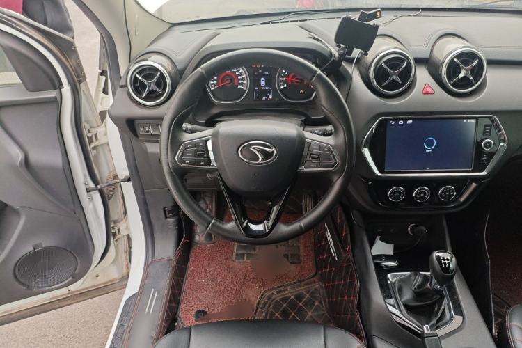 Used Soueast DX3 2018 1.5L Manual Luxury Model