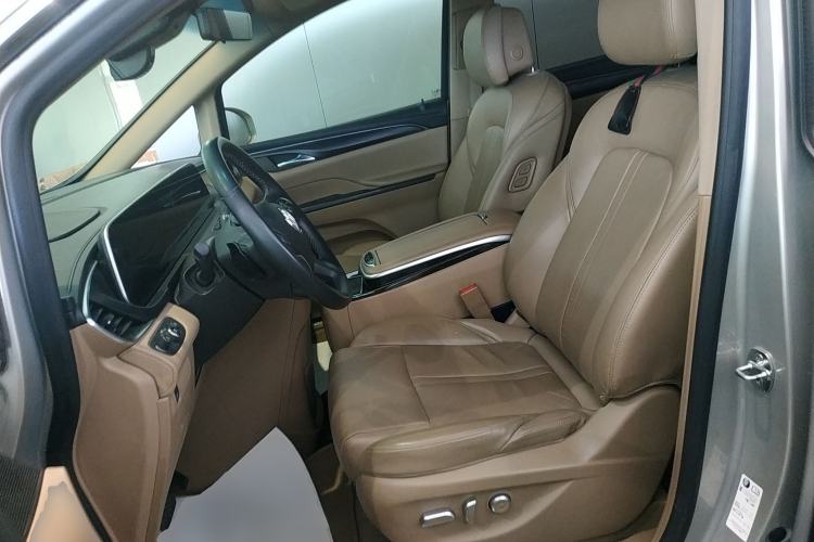 Used Buick GL8 2020 ES Land Cruiser 653T Flagship Model