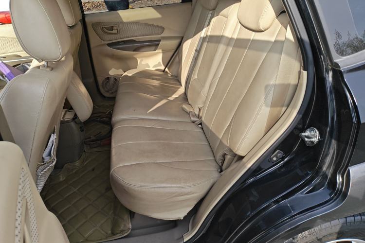 Used Hyundai Tucson 2009 2.0L Manual Two-Wheel Drive Fashion Edition
