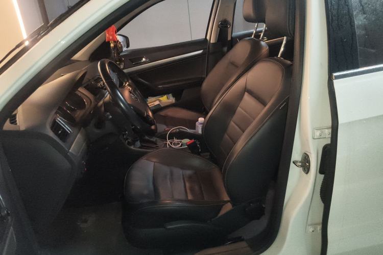 Used Volkswagen Lavida 2017 1.6L Automatic Comfort Edition
