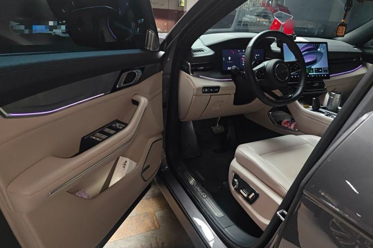 Used Lynk & Co 09 EM-P 2024 2.0TD EM-P Four-Wheel Drive ULTRA Six-Seater
