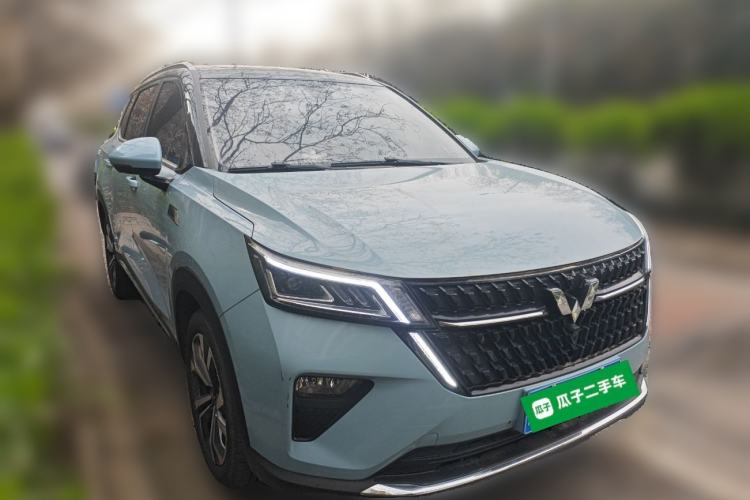 Used Wuling Asta 2021 1.5T CVT Star曜 Edition Front Right 45 Deg