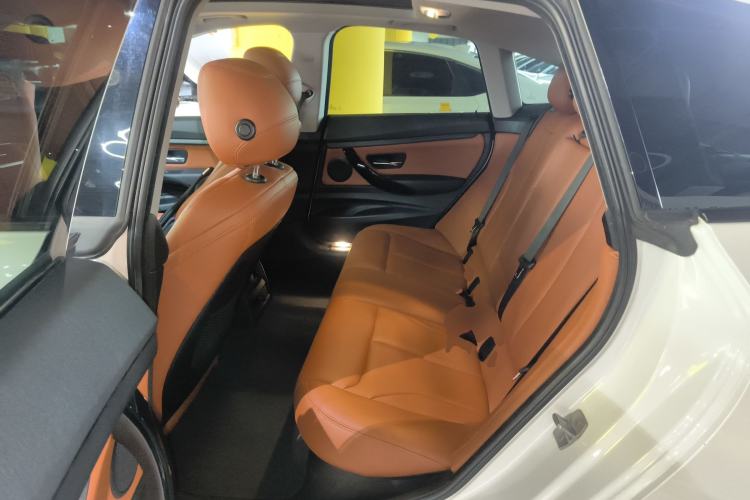 Used BMW 3 Series GT 2018 320i Sport Edition
