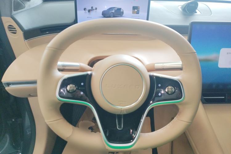 Used Hima Luxeed R7 2024 All-Electric 667 km Max